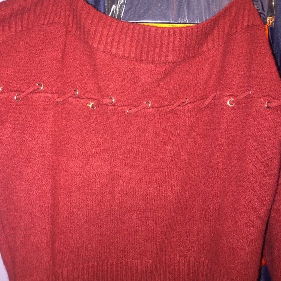 Maroon soft crop sweater - Picture 3 of 4